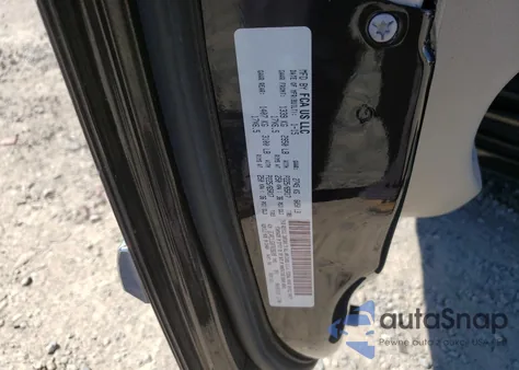 2015 Chrysler Town & Country Limited z USA, uszkodzony, nr VIN 2C4RC1JG8FR698209